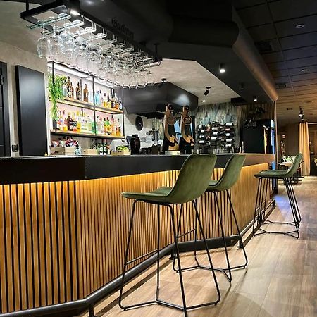 Pension Quilmes Vimianzo Bagian luar foto