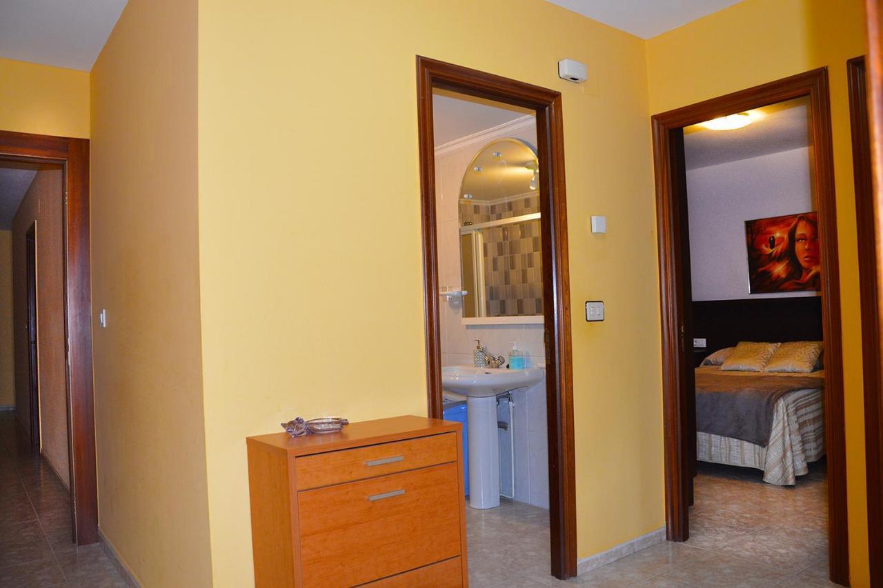 Pension Quilmes Vimianzo Bagian luar foto