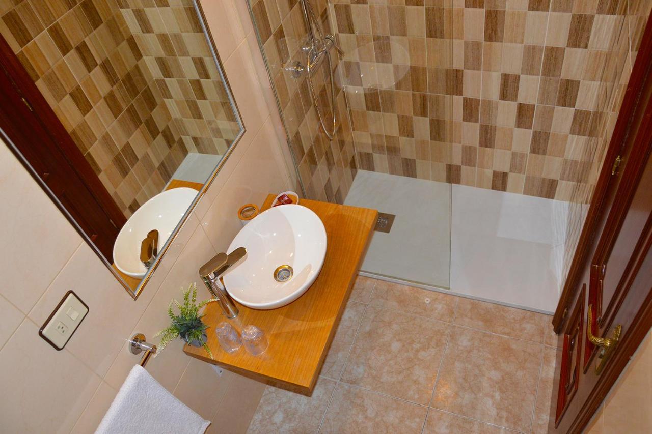 Pension Quilmes Vimianzo Bagian luar foto